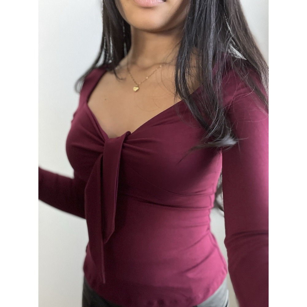Capella Burgundy Wine Tie Front Long Sleeve Top Small Sweetheart Neckline NWT‎